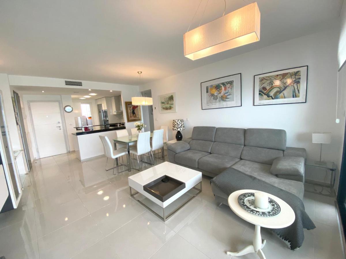 Sea Senses - Punta Prima - Vista Al Mar Apartman Torrevieja Kültér fotó