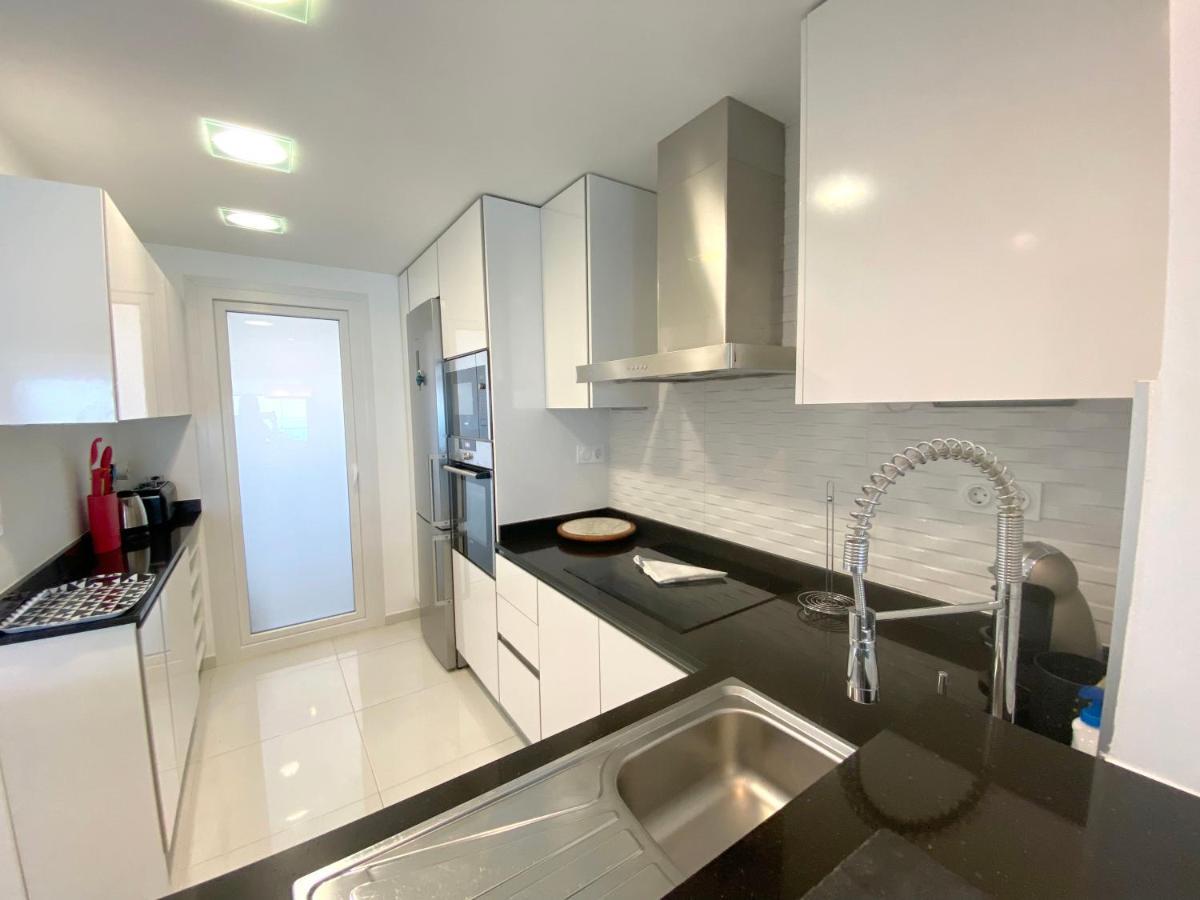 Sea Senses - Punta Prima - Vista Al Mar Apartman Torrevieja Kültér fotó