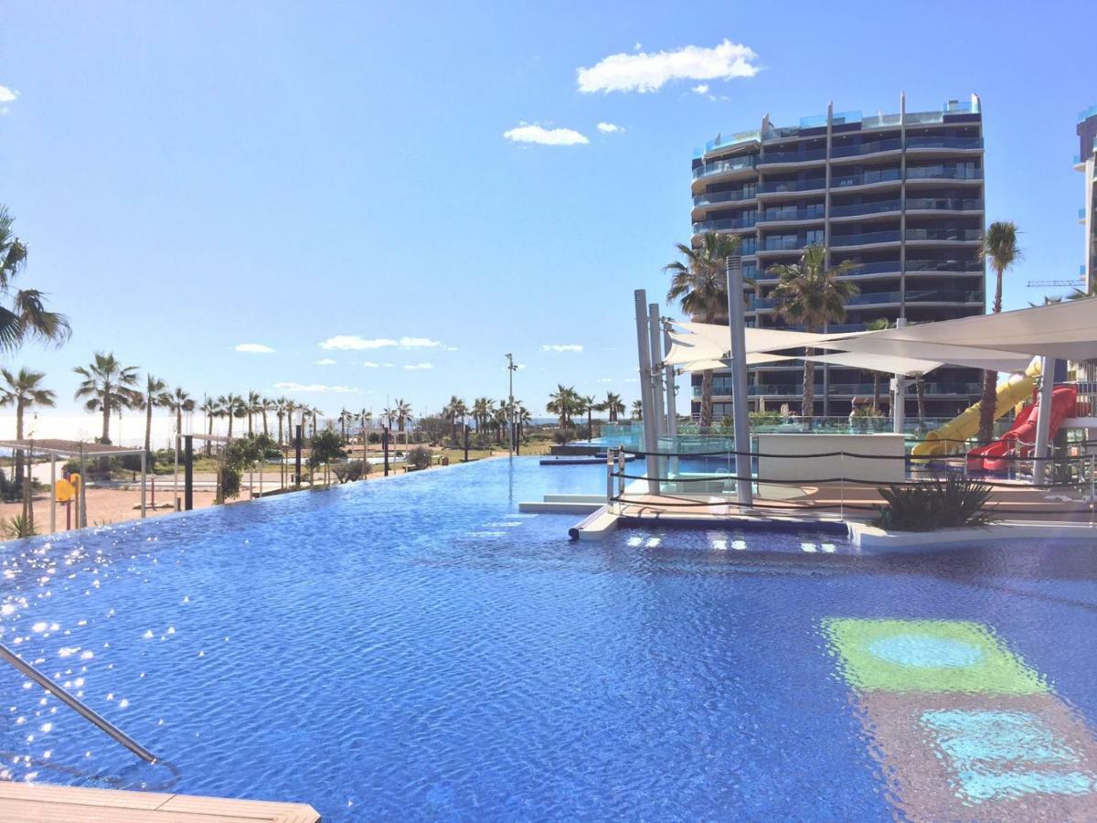 Sea Senses - Punta Prima - Vista Al Mar Apartman Torrevieja Kültér fotó
